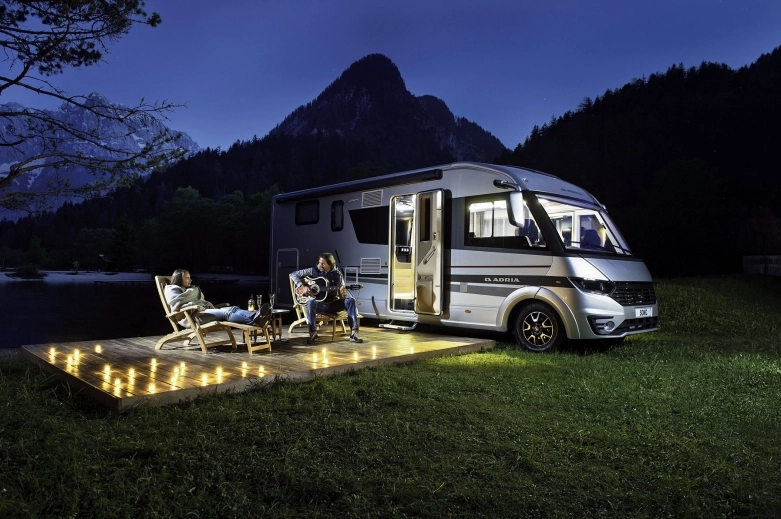 #vanlife Tiny Maze Adria Twin 640 SGX
