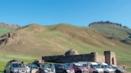 Ekipa rajdowa w Tashrabat w Kirgistanie. - zdjęcie 6