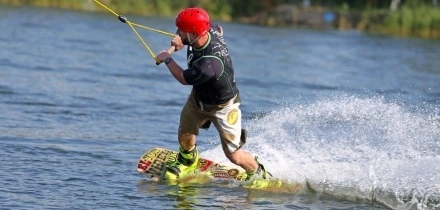 Kemping z parkiem do wakeboardingu!