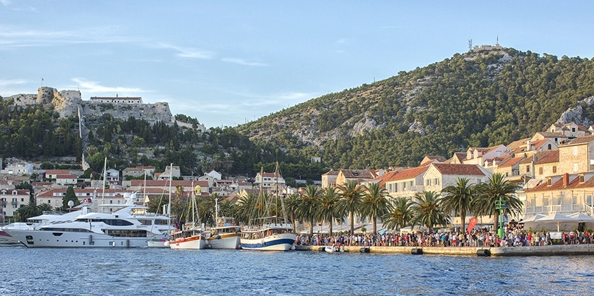 Chorwacka wyspa Hvar rywalizuje o miano najlepszej destynacji w Europie