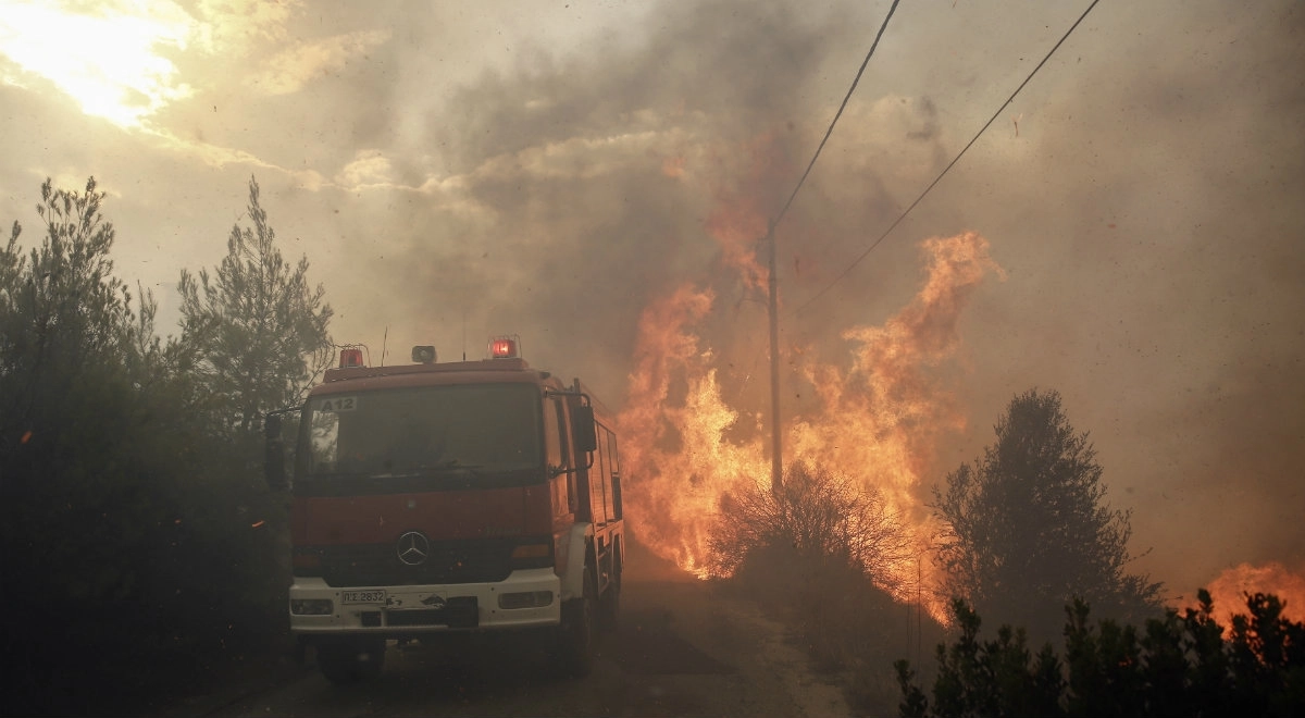Potężne pożary w Grecji, nie żyje dwoje Polaków [FILM]