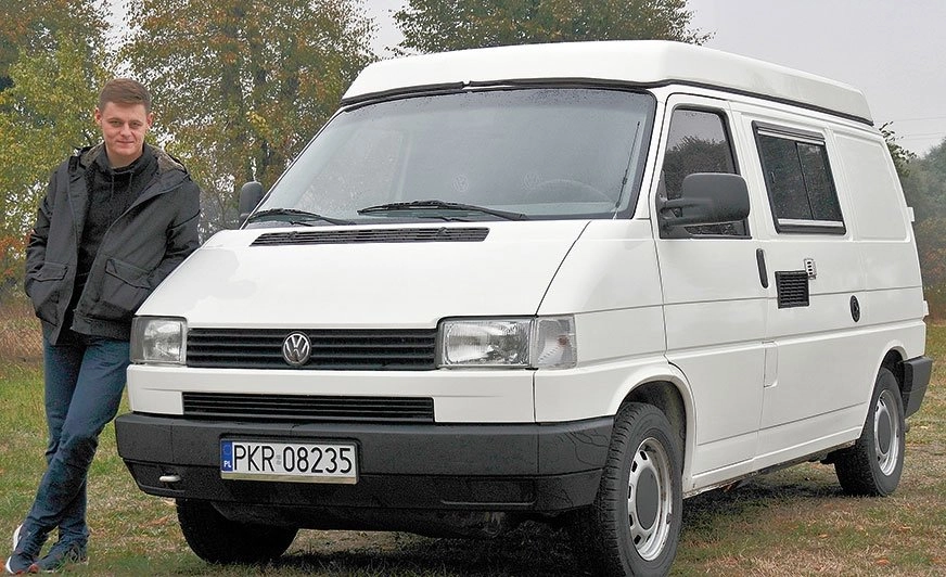 W miesiąc odremontował kampera Volkswagena. I to jak!