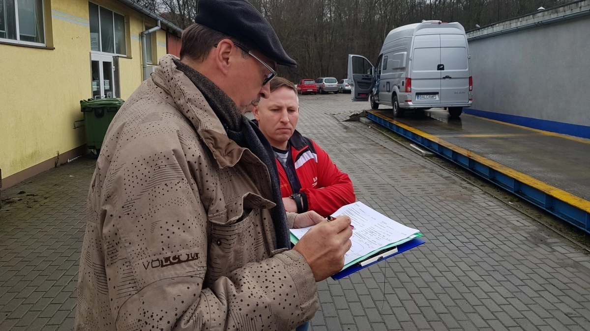 Każdy kamper, tuż po budowie, musi otrzymać homologację, czyli pozwolenie do poruszania się na publicznych drogach