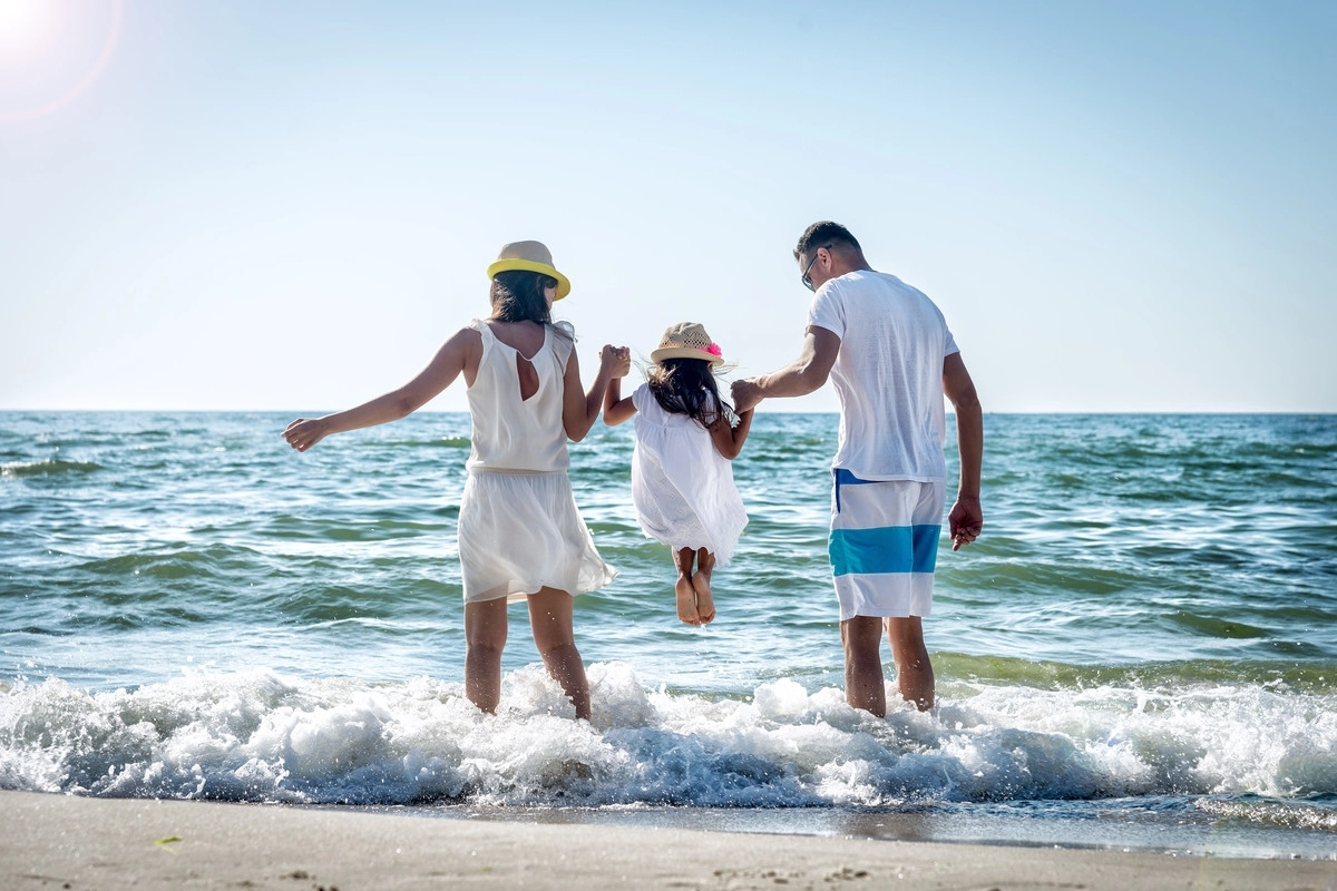 Rodzinny urlop: 71% Polaków planuje wspólne wakacje w kraju