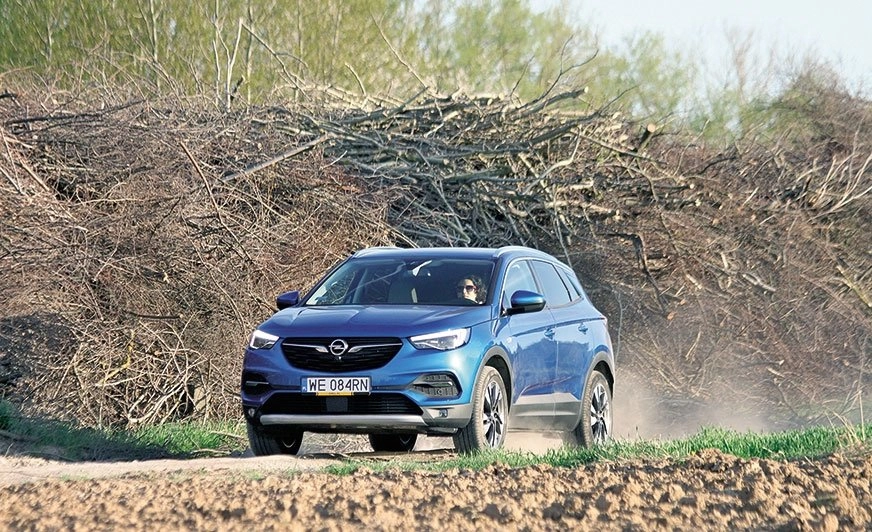 Opel Grandlad X nie tylko na miasto