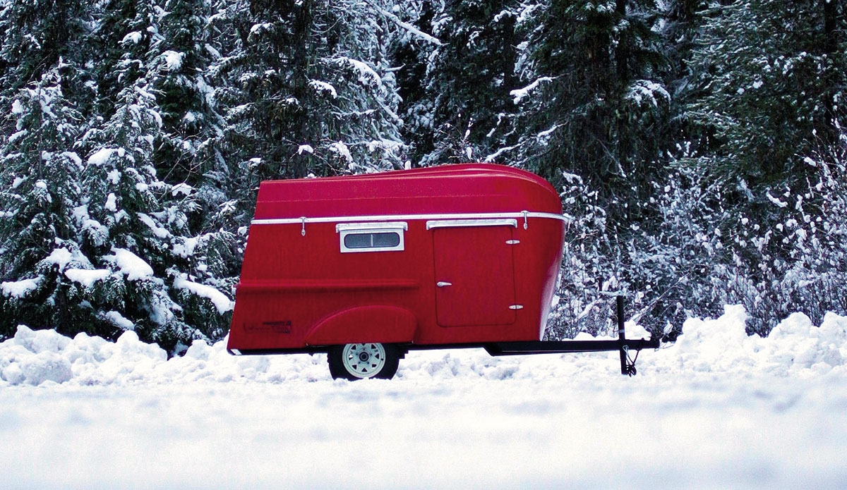 American Dream Trailer w zimowej scenerii, czyli caravaning dla odważnych