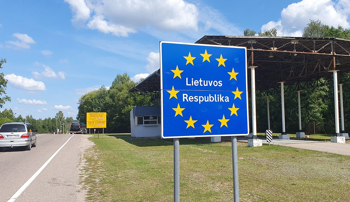 Wprowadzenie w życie wytycznych Komisji Europejskiej ma sprawić, że granicę będziemy mogli przekraczać bez obaw o nasze zdrowie i bezpieczeństwo.