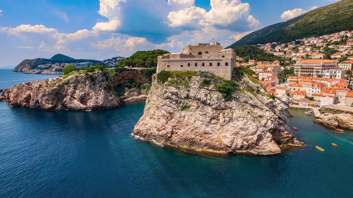 Chorwacja niezmiennie popularnym kierunkiem na wakacje