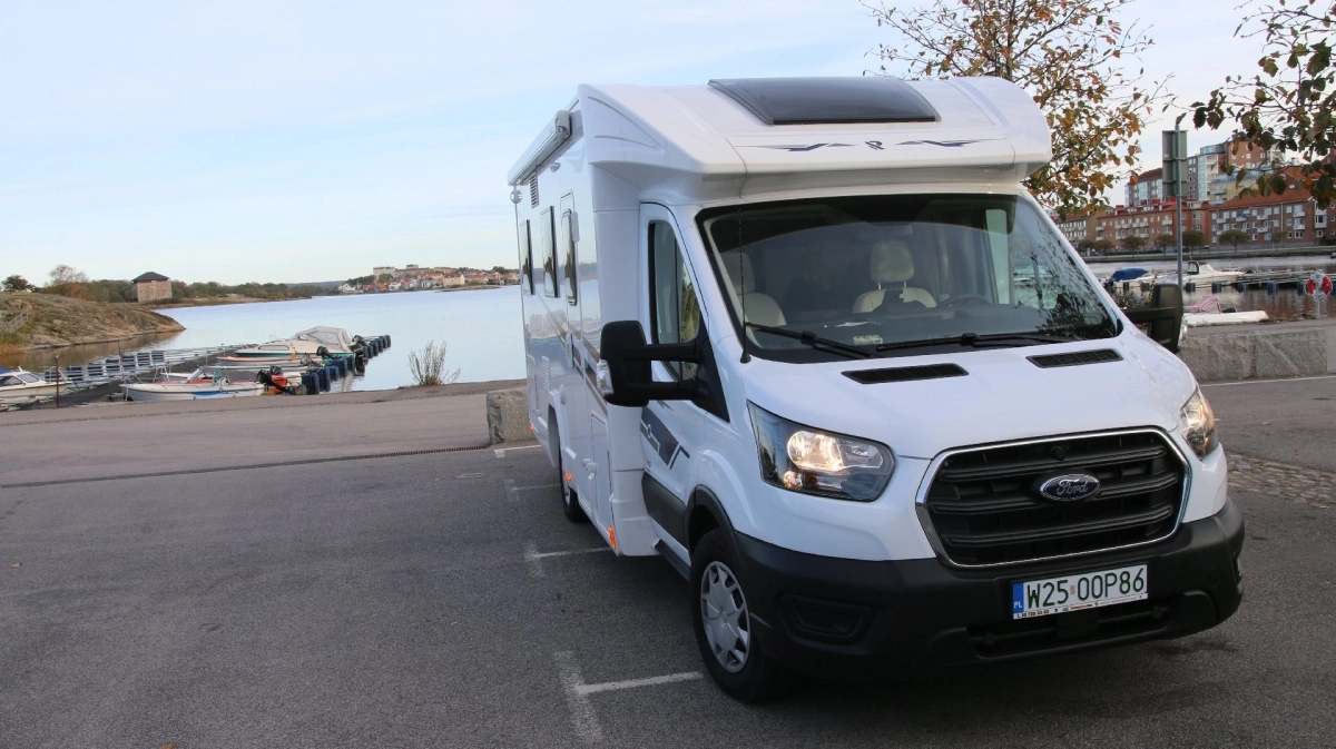 Rimor Evo 77 Plus – półintegra dla 7 osób