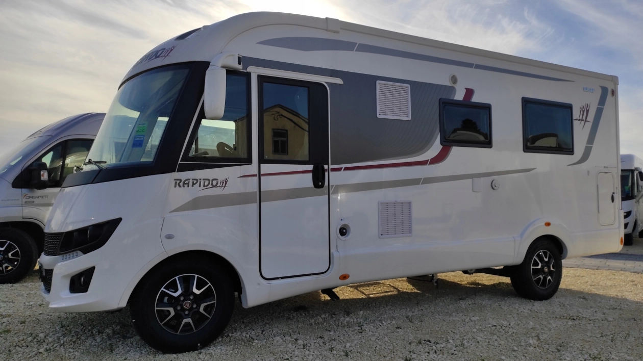 Integra z salonem "jak w domu"