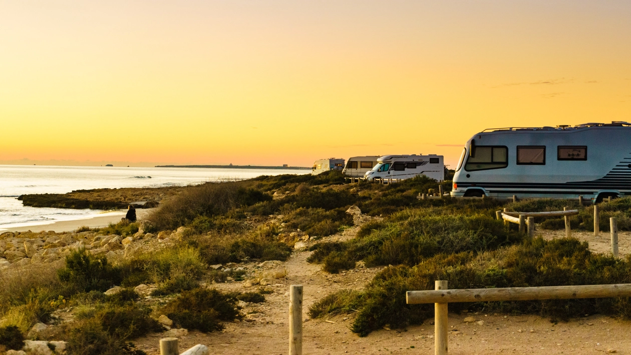 Kamperowy zawrót głowy z Unity Line