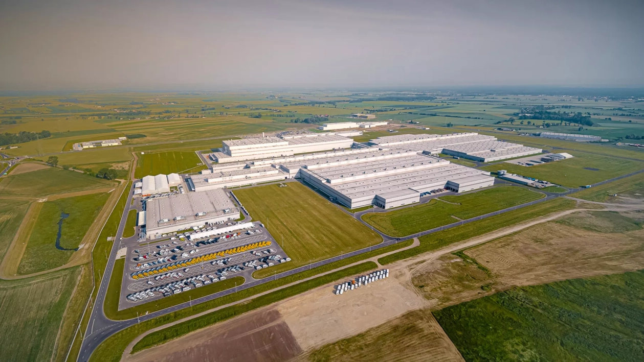 Volkswagen we Wrześni wstrzymuje produkcję