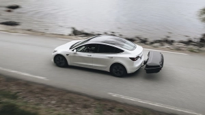 Thule Arcos – nowy box na hak od Thule