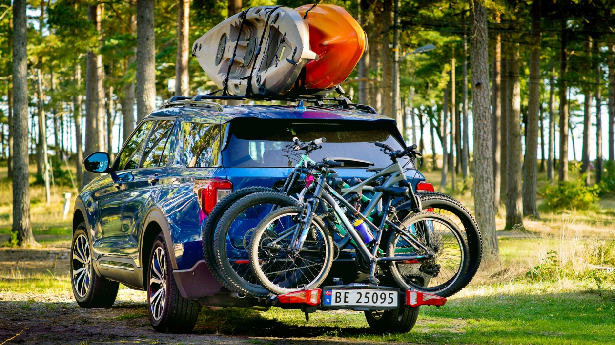 Bagażnik dachowy. Co warto o nim wiedzieć?