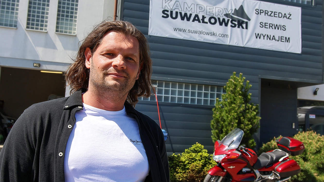 Piotr Suwałowski, właściciel firmy Kampery Suwałowski