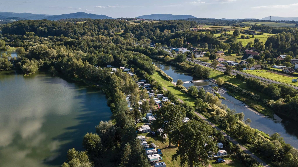 Majówka inna niż zwykle… Gdzie wystartować z sezonem caravaningowym, aby nie wypoczywać w tłumie?