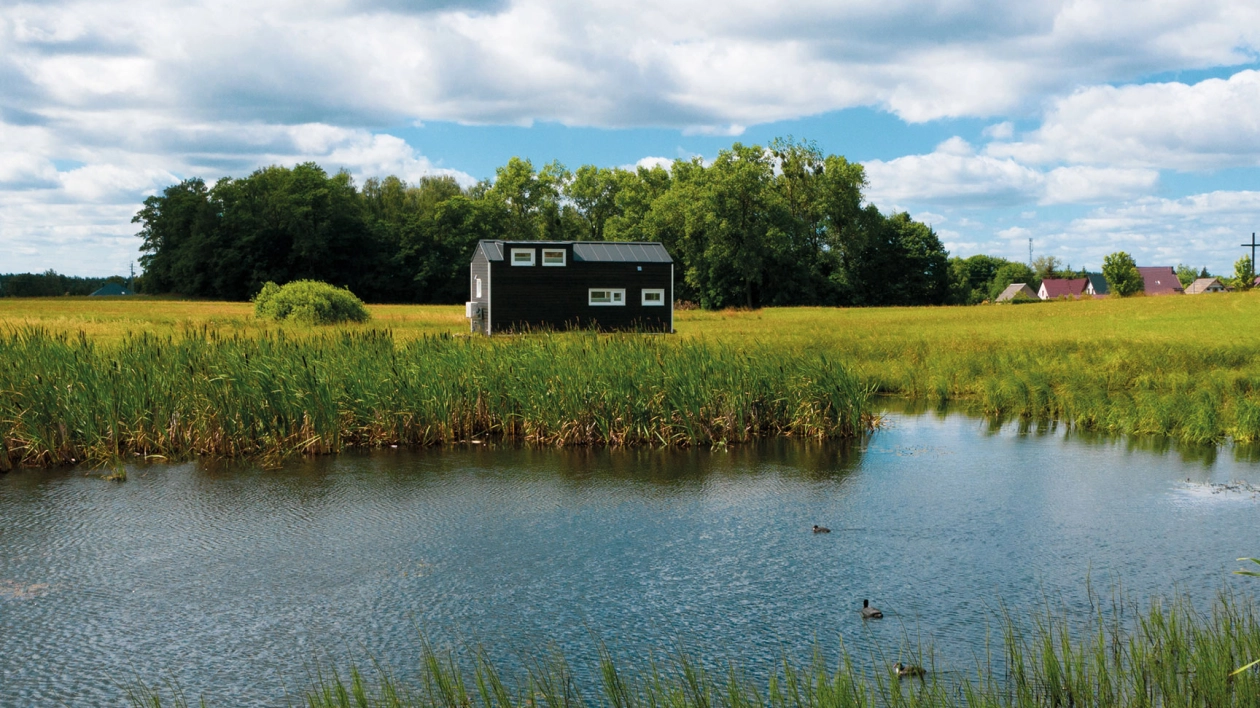 Mobilność tiny house na dwa sposoby