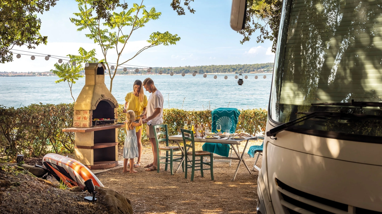 Kempingi w Chorwacji jak z bajki! Nad morzem, dla rodzin