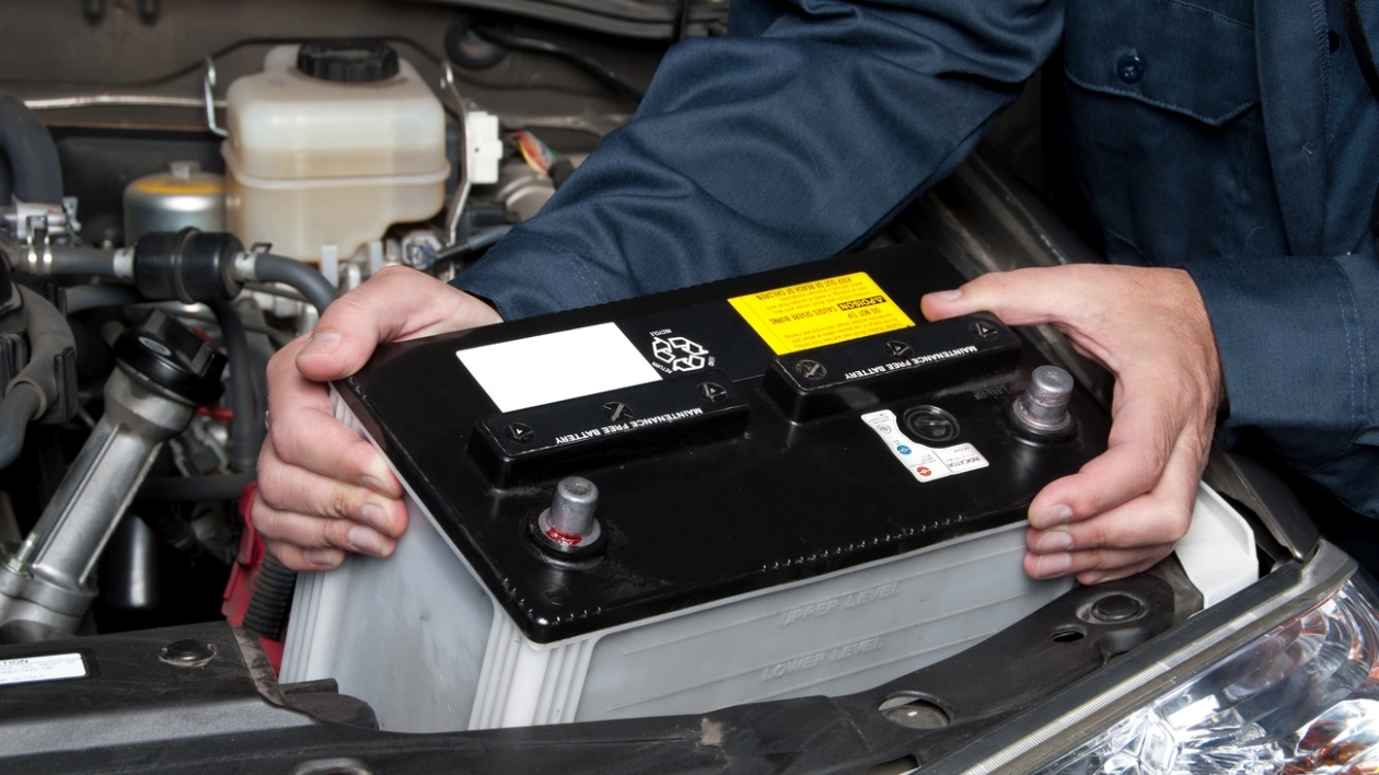 7 oznak, że czas wymienić akumulator – nie czekaj