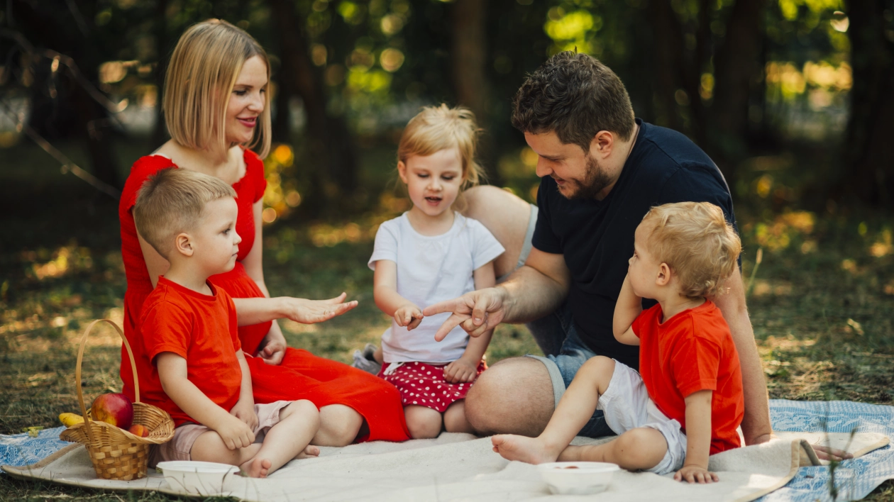 Czy Karta Dużej Rodziny zapewnia zniżki na kempingach?