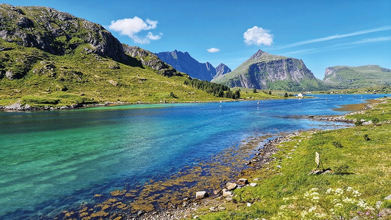 Rajska plaża jakich wiele na Lofotach