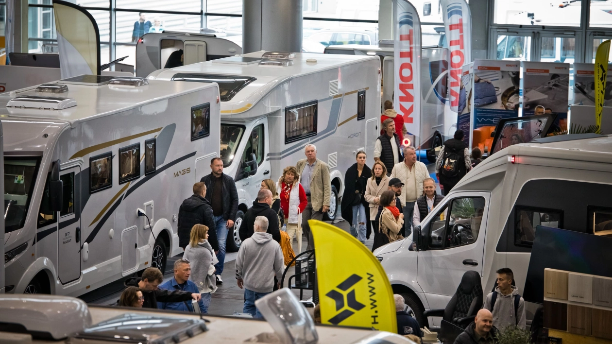 Międzynarodowa Federacja Campingu i Caravaningu objęła honorowym patronatem Caravans Salon Poland 2025