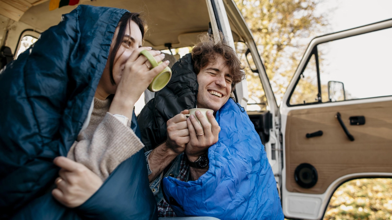 Podróże jesienią. Plusy i wyzwania 