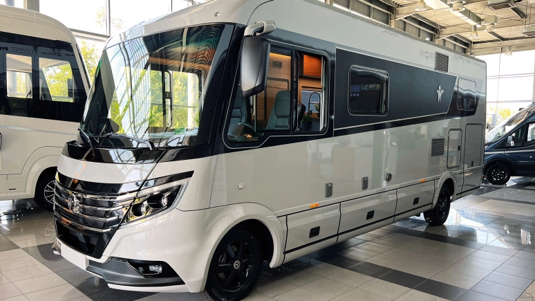 Kamper, którego się przeżywa. Niesmann+Bischoff Arto 78.