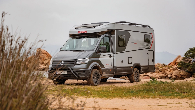 Kamper na każdą drogę. Globebus Performance 4×4