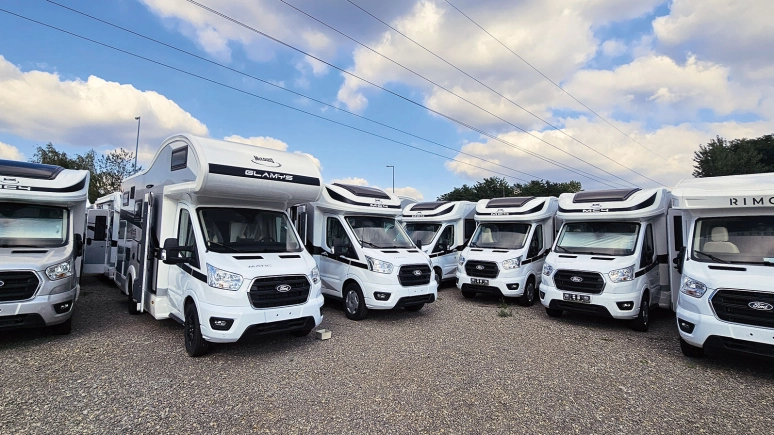 Spider Camper – pomoc i kampery od ręki