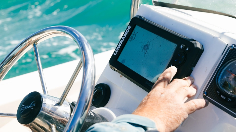 Lowrance Eagle + Eagleeye – echosonda z sonarem na żywo