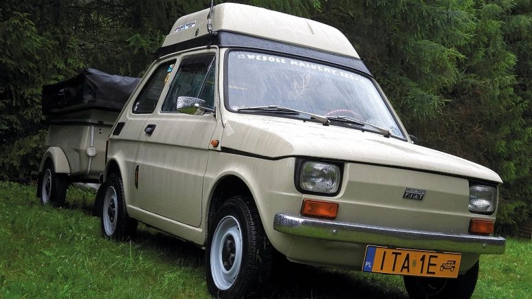 Rajza Maluchem przez życie – historia pełna pasji i podróży