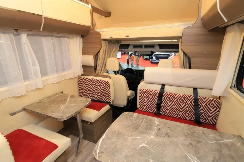 7-metrowa, tania alkowa