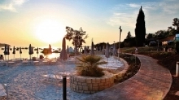 Piaszczysta plaża i stanowiska postojowe jeszcze bliżej morza to nowość sezonu 2016 sygnowana znakiem jakości Camping Adriatic by Valamar - zdjęcie 1