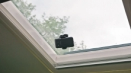 Smartfona trzeba mieć swojego, wystarczy najprostszy model z Androidem 4.3 (lub nowszym) i Bluetoothem 4.0. - zdjęcie 1