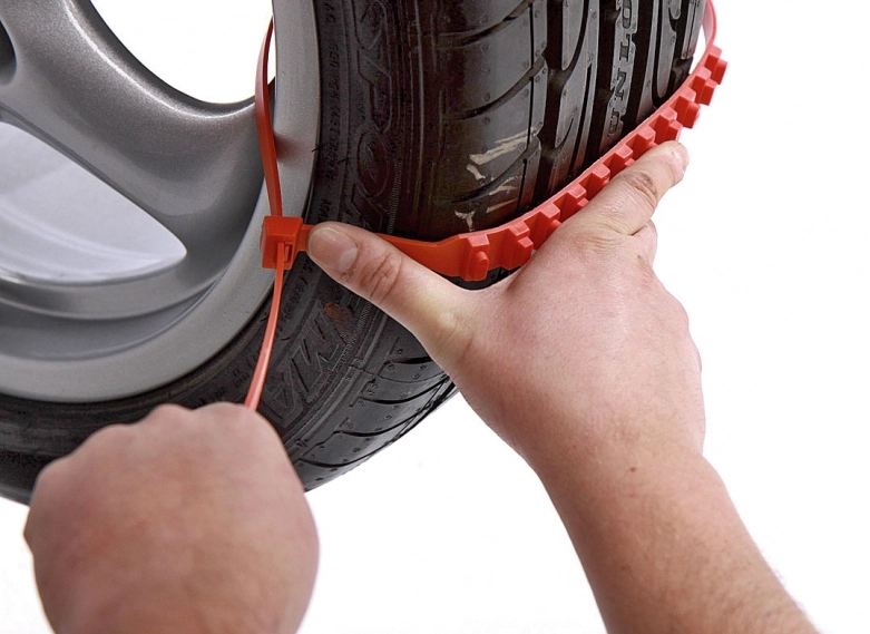 Alternatywa dla łańcuchów do każdego pojazdu kempingowego