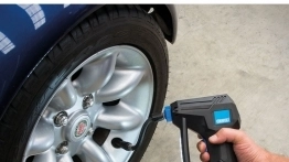 Bezprzewodowy kompresor akumulatorowy - zdjęcie 3