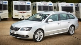 Tytuł „The Caravan Club Towcar of the Year 2014”, czyli „Najlepszego Samochodu do Ciągnięcia Przyczepy w 2014 roku” także zdobyła Škoda – tym razem model Superb Elegance Estate 2.0 TDI CR 170PS 4x4 DSG - zdjęcie 4