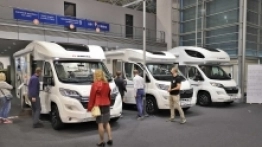 Adria przyprowadziła prawie całą flotę pojazdów, nie zabrakło modeli Sun Living - zdjęcie 8