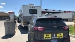 Jeep Cherokee na sztywnym holu - zdjęcie 3