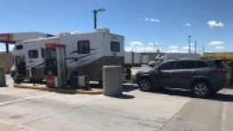 Jeep Cherokee na sztywnym holu - zdjęcie 4