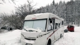 Najem kampera w sezonie zimowym to niesamowita przygoda i oszczędność – wówczas obowiązują ceny niższe o około 1/3 w porównaniu z tymi w sezonie wakacyjnym - zdjęcie 7