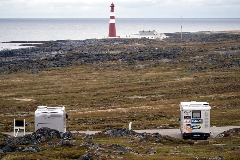 Ekstremalny test akumulatora EXIDE w kamperze.