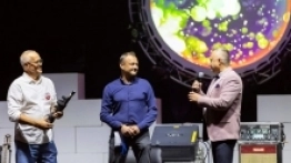 Floybdobus, duni.pl i 60. urodziny Przyjaciela  - zdjęcie 2