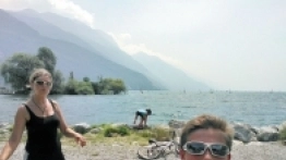 Riva del Garda – plaża koło kempingu - zdjęcie 7