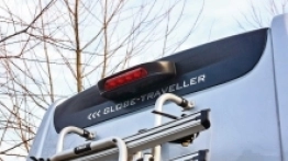  Kamera cofania, nawet przy tak krótkim pojeździe, naprawdę się przydaje - zdjęcie 5