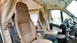 Tak, te fotele są tak wygodne, na jakie wyglądają - zdjęcie 20