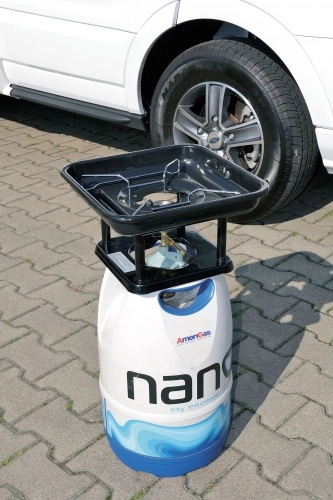 Grill gazowy na kempingowe wycieczki - zdjęcie 1