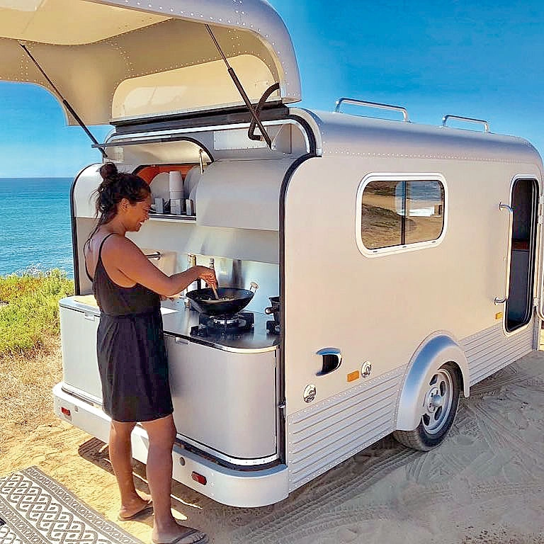 Holenderska przyczepka kempingowa Lume