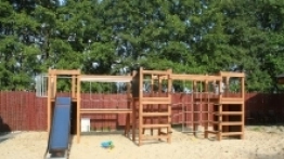 Plac zabaw na kempingu MOLO - zdjęcie 5